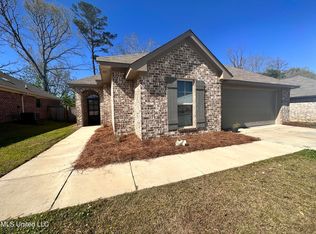 939 Filmore Dr, Brandon, MS 39042