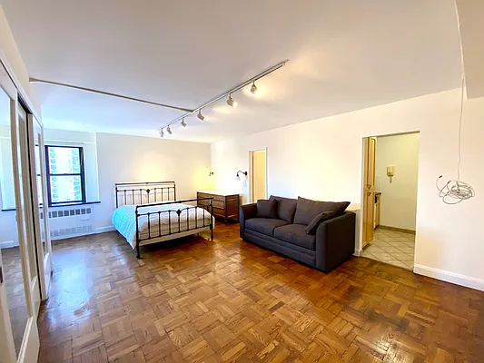 Rented by Douglas Elliman | media 12