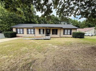 518 Suffolk Ct, Fayetteville, NC 28311