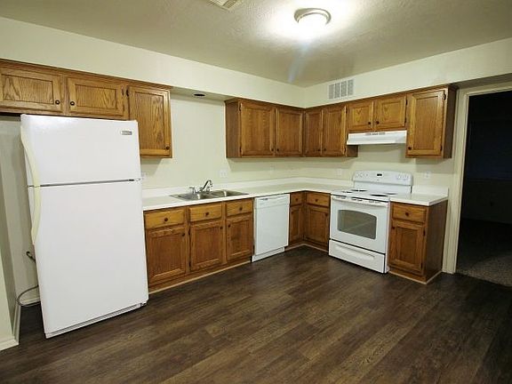 5th image of 2400 Longmire Dr #501 E