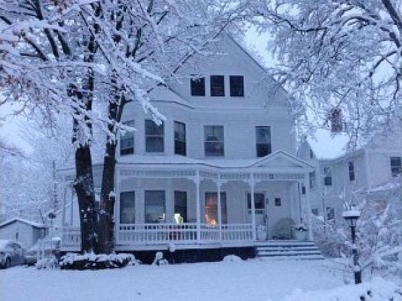 2nd image of 60 School St