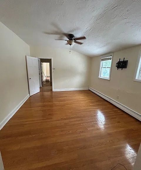 610 Pompton Ave #2 — Photo 1