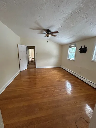610 Pompton Ave #2 Photo 1