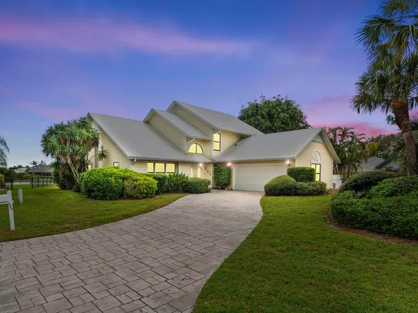 8964 SE Sunfish Place, Hobe Sound, FL 33455