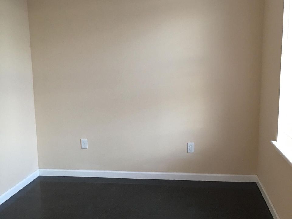 1st image of 1922 Fairmount Ave #3F