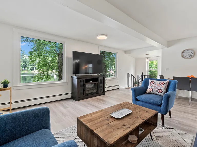 62 Shore Rd — Photo 11
