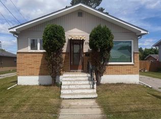238 3rd St E, Fort Frances, ON P9A1P8