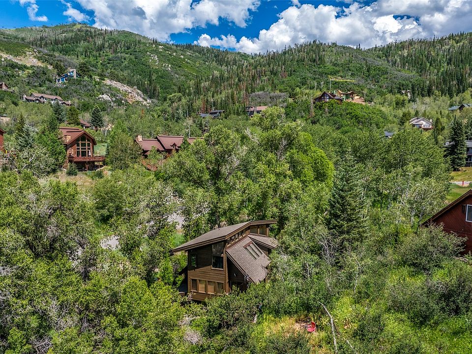 1st image of 2550-2552 Val Disere Circle
