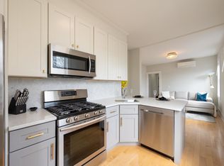 38 Troy St APT 3R, Jersey City, NJ 07307