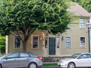 50 King St APT 2, East Greenwich, RI 02818