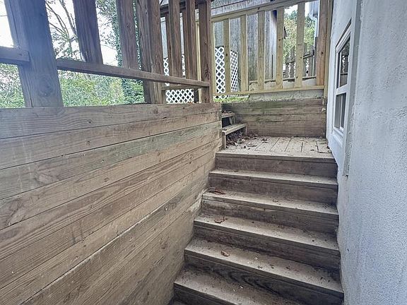 4th image of 205 Phillipi Hollow Rd