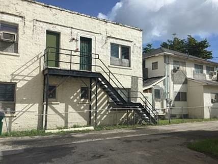 1st image of 528 SW 5th Ave