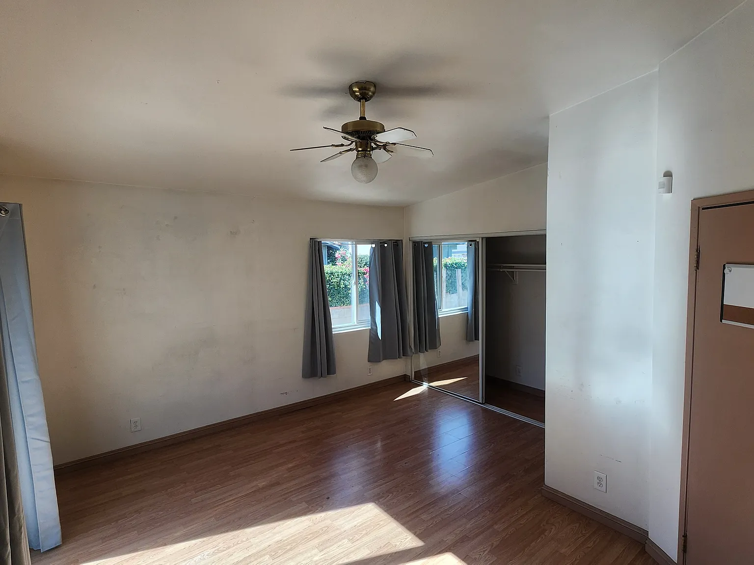 3 bed, 2292 sqft, $1,300 — Photo 3