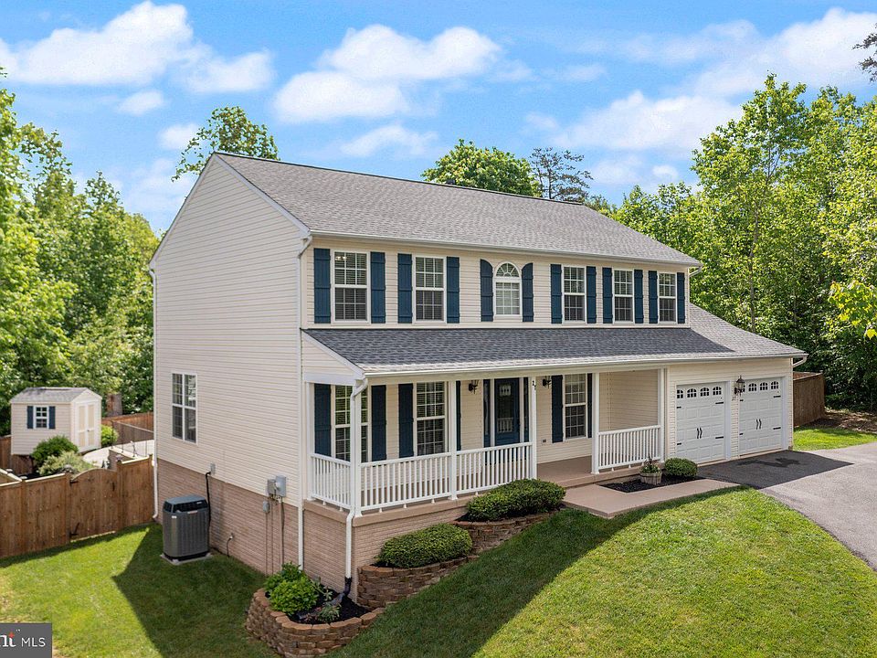 1st image of 27 Woodleigh Ln