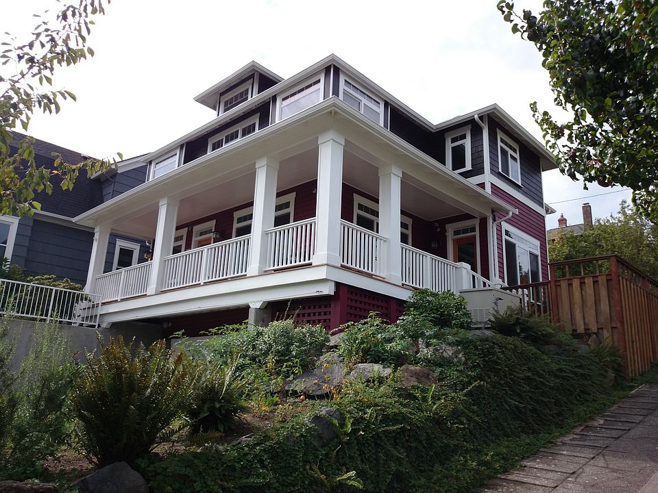 2nd image of 4001 42nd Ave S