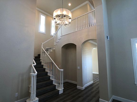 3rd image of 1935 Saint Andrews Cir
