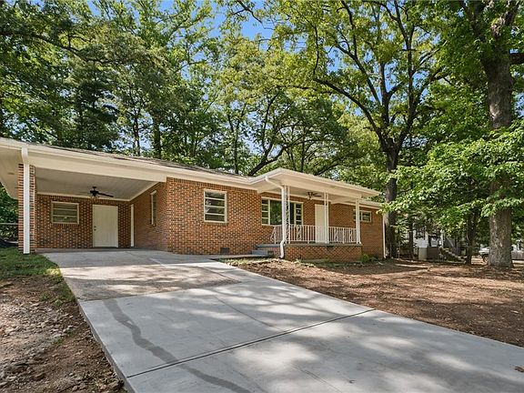3rd image of 4707 City View Dr
