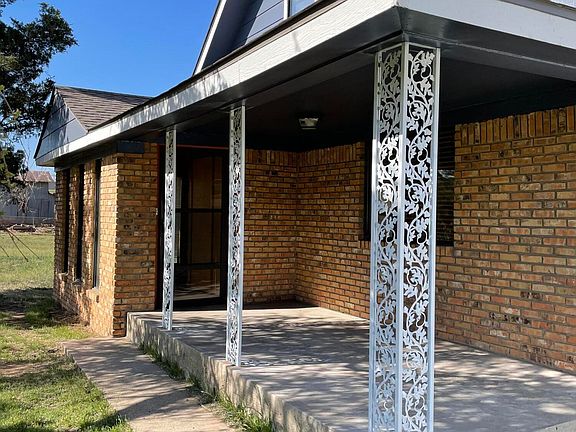 3rd image of 108 Clubhouse Dr