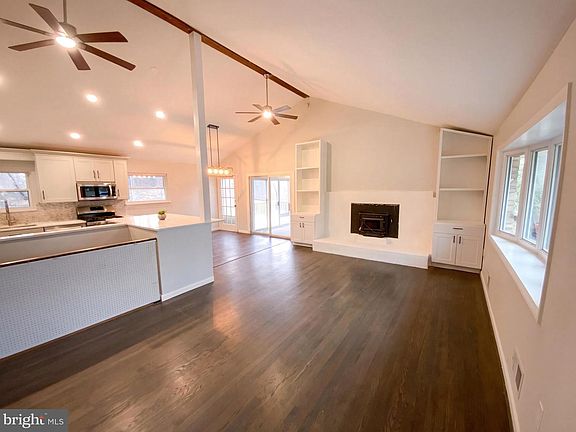 3rd image of 18320 Candice Dr