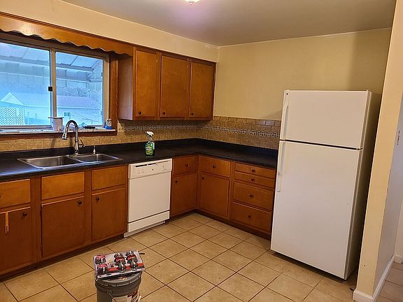 4th image of 12 North St