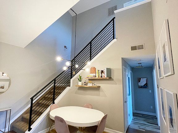 2nd image of 10061 W Victoria Pl Unit 302
