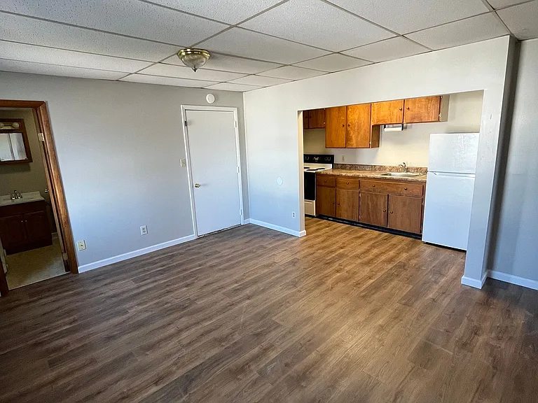 1015 3rd St #8 — Photo 9