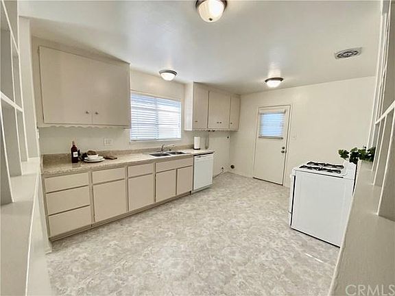 5th image of 9665 Mount Barnard Dr
