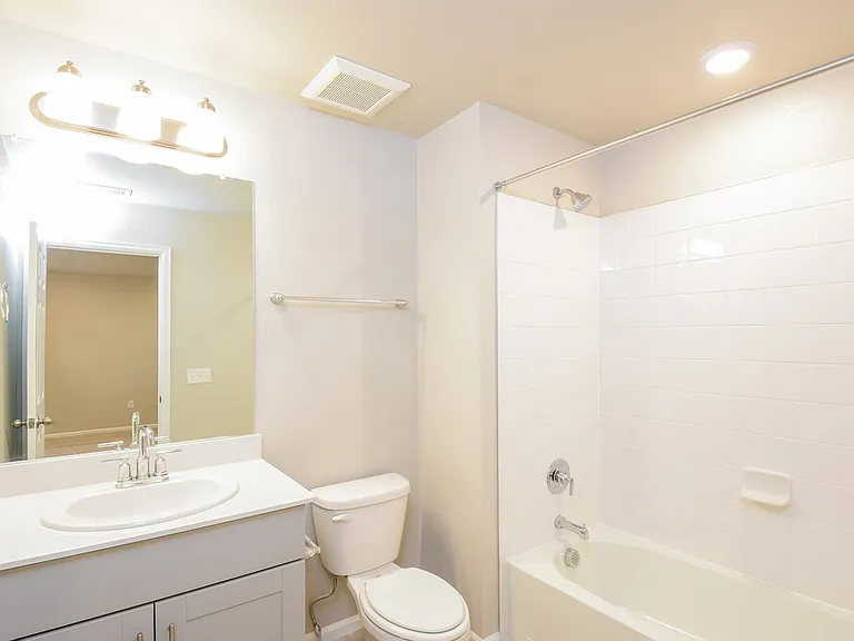 13959 Vispo Way — Photo 16