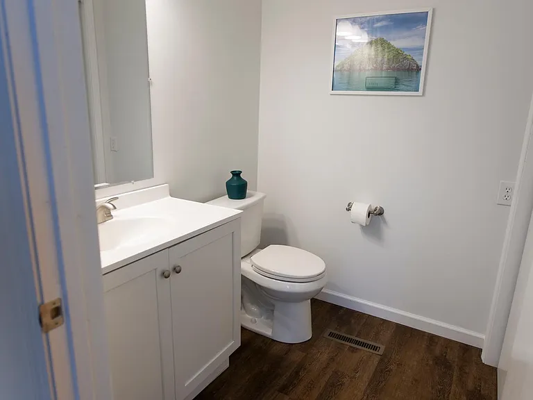 328 W Main St #A — Photo 10