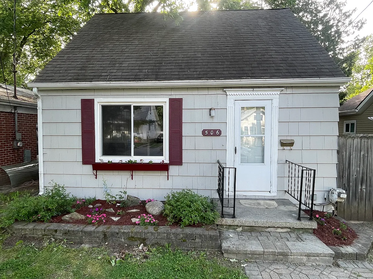 Building Photo - 506 S Magnolia Ave