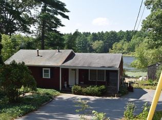 47 Lake Shore Dr, Middleboro, MA 02346