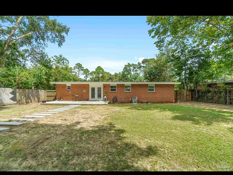 3555 Creighton Rd — Photo 7