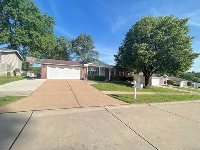 2632 Causeway Dr, Saint Louis, MO, 63125