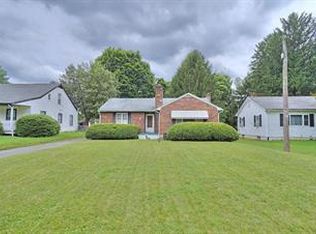8168 Hamilton Blvd, Breinigsville, PA 18031