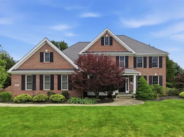 1412 Scarlett Ridge Dr, Pittsburgh, PA 15237