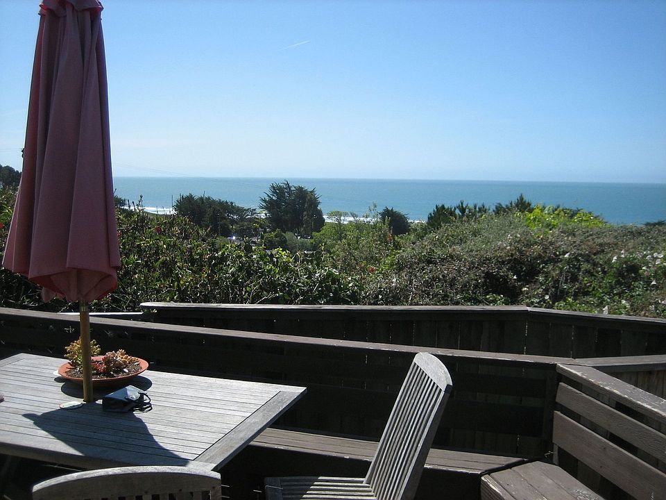 view to the Pacific Ocean