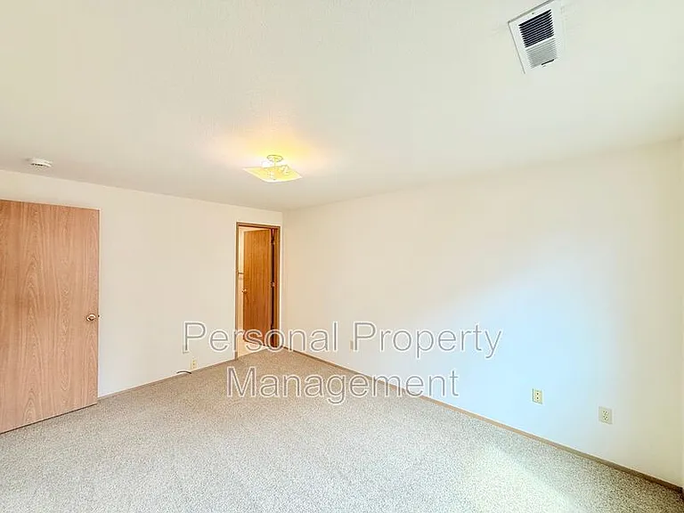 14815 NE 91st St — Photo 10