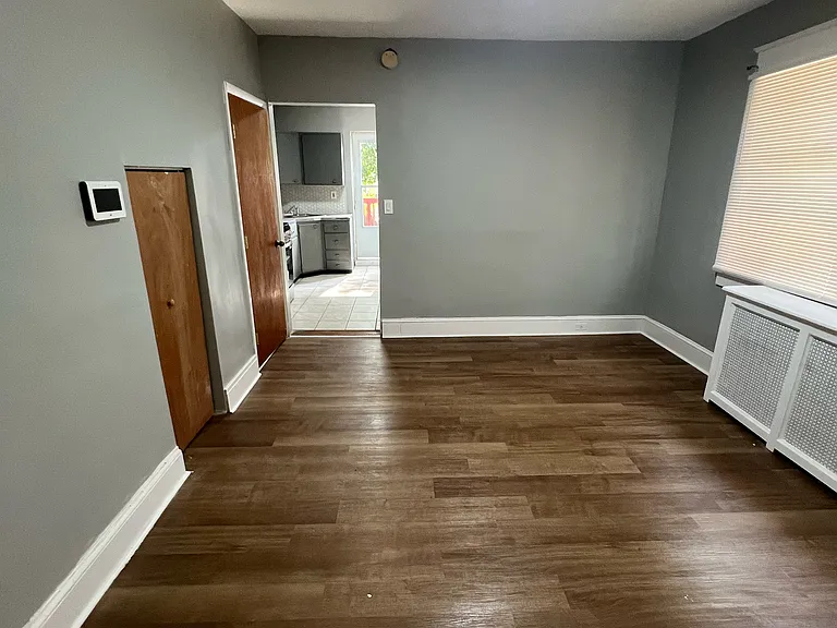 224 Bartlett Ave — Photo 14