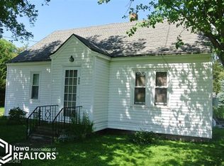 906 Pearl St, Alden, IA 50006