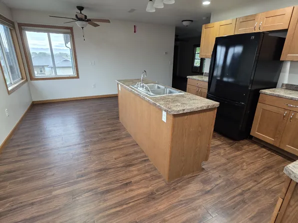 232 2nd Ave N, Onalaska, WI 54650
