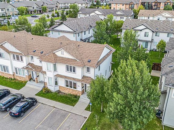3rd image of 415 Lynd Cres #213