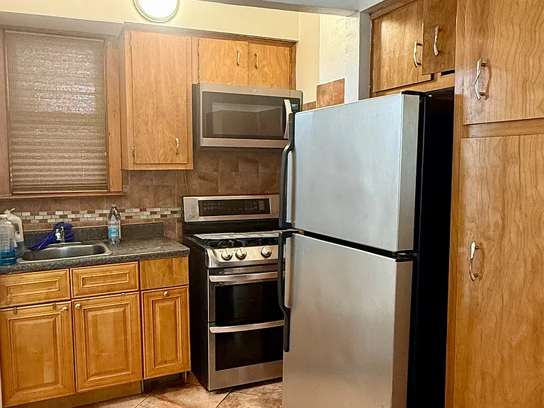 116 Cambridge Ave — Photo 4