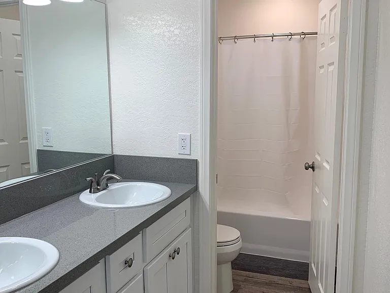 17162 Harbor Bluffs Cir #4 — Photo 13