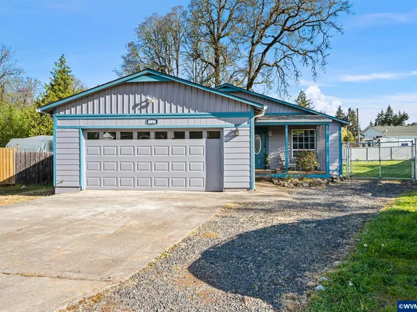 1141 32nd Ct, Sweet Home, OR 97386