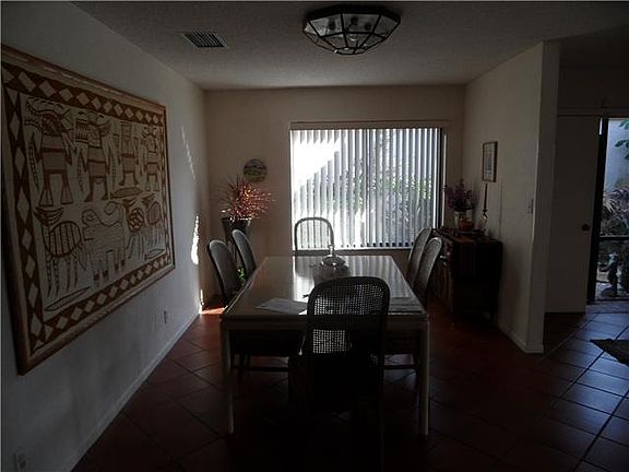 4th image of 5702 Ainsley Ct