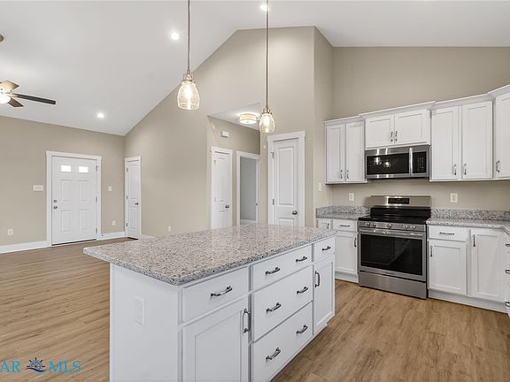 2nd image of 201 Coan Stage Rd #1