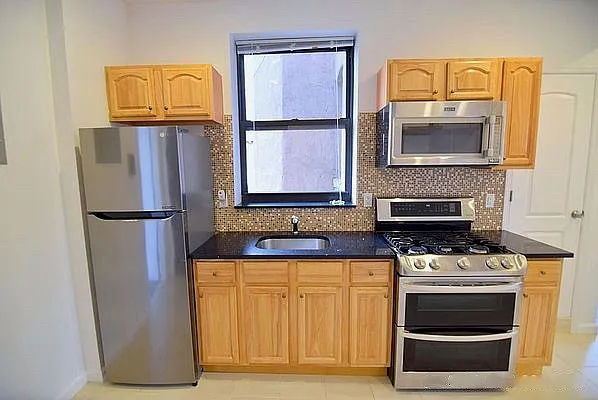 Rented by J Misrahi Realty Corp | media 2