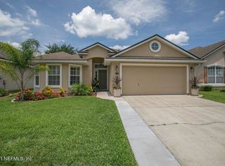 546 Roserush Ln, Jacksonville, FL 32225