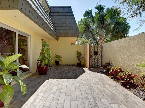 2nd image of 8483 SW 137th Ave #8483