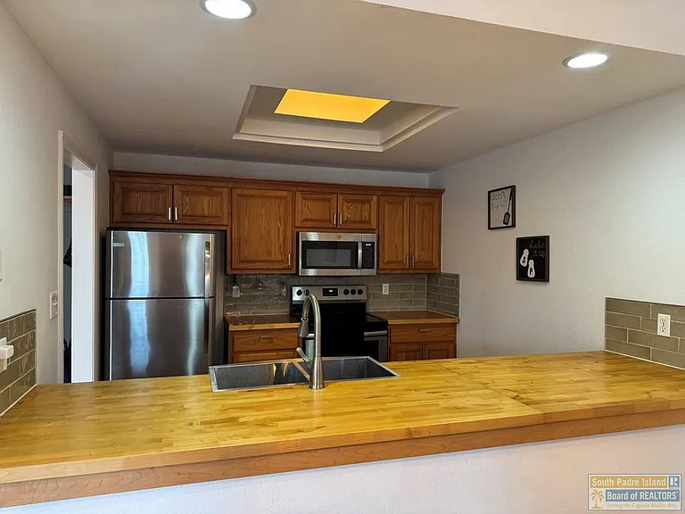 77 Santa Isabel Blvd #N2 — Photo 6
